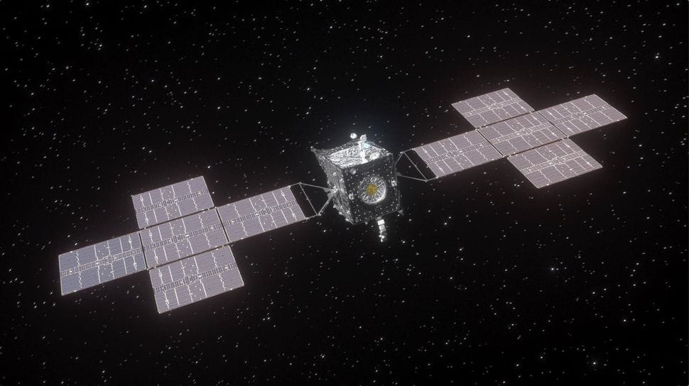 A render of the Psyche spacecraft. ©NASA/JPL