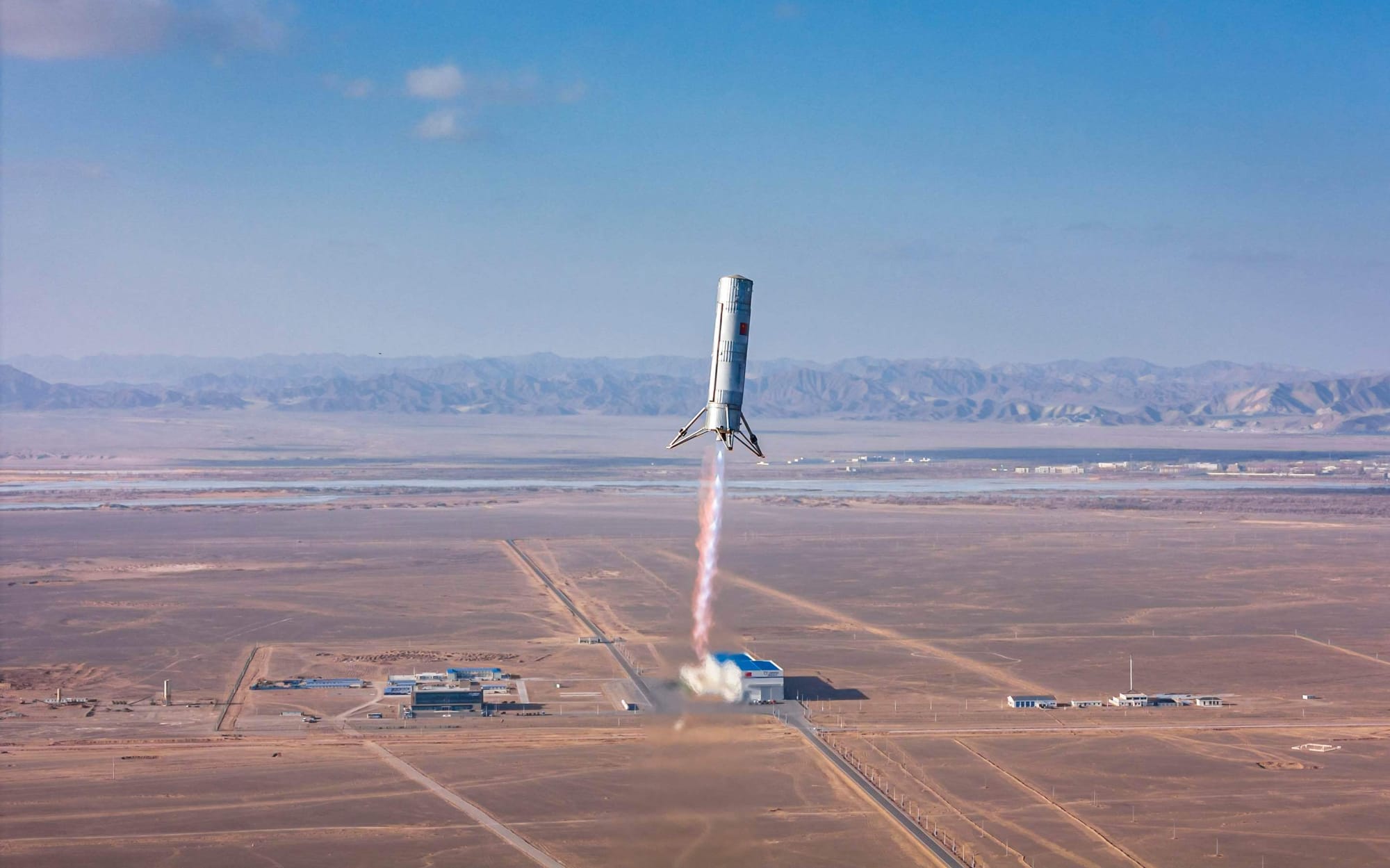 The Zhuque-3 test vehicle during powered flight at the Jiuquan Satellite Launch Center. ©LandSpace