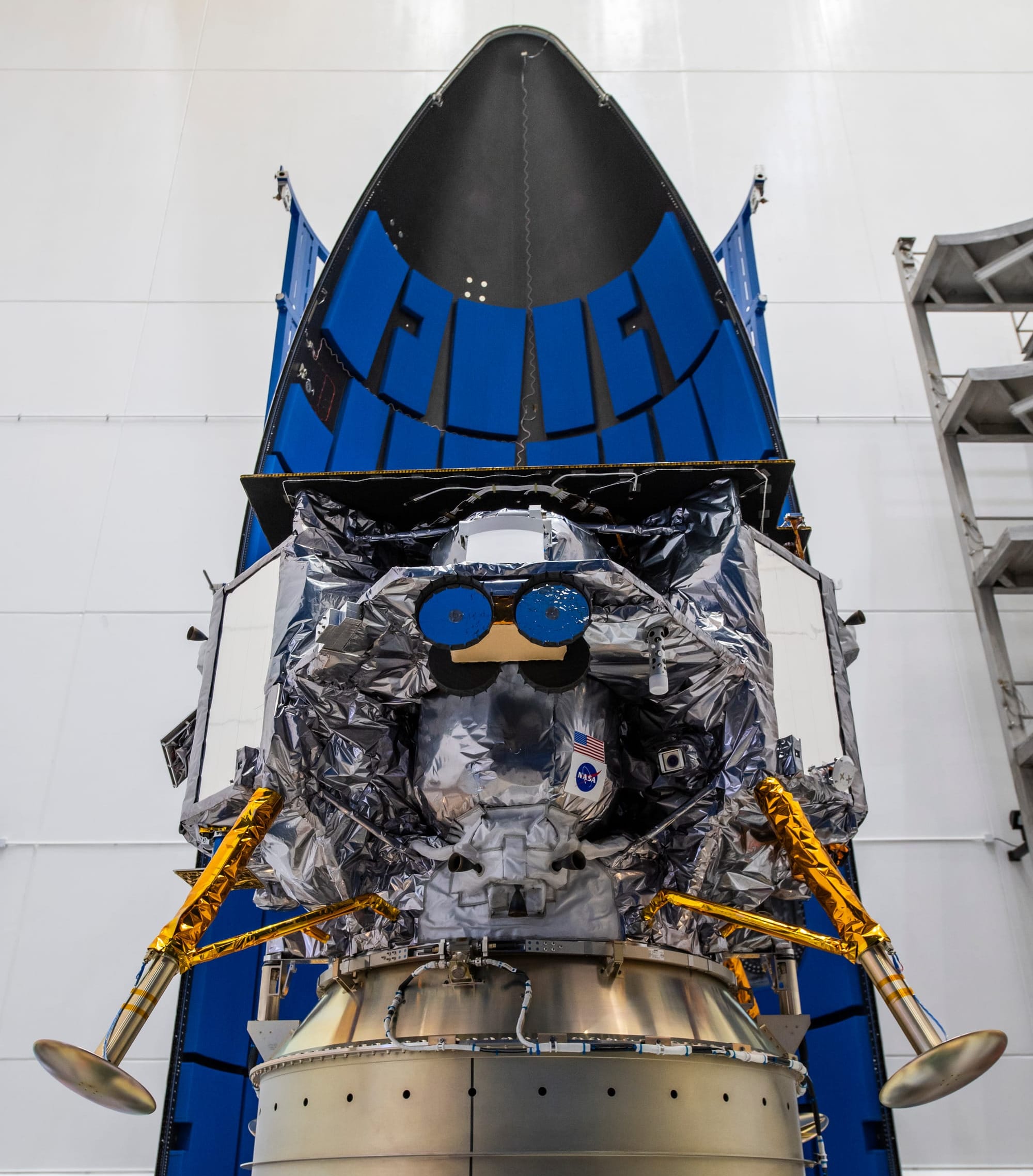 Astrobotic's Peregrine lunar lander during encapsulation into Vulcan-Centaur's fairing. ©United Launch Alliance
