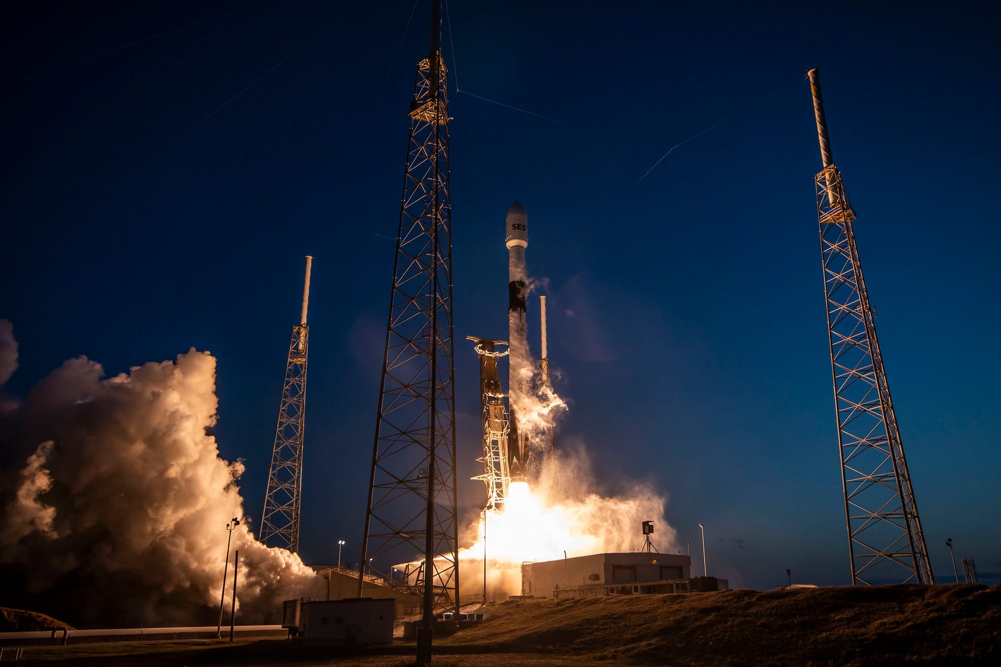 Falcon 9 lifting off from Space Launch Complex 40 in California in March 2023. ©SpaceX