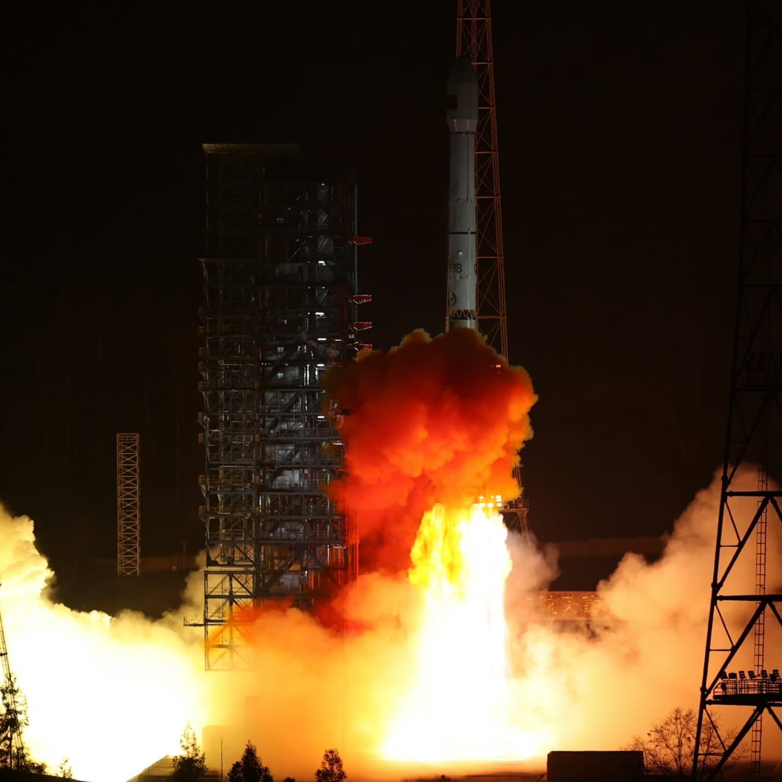 The Long March 3B/E Y106 vehicle lifting off from Launch Complex 2.