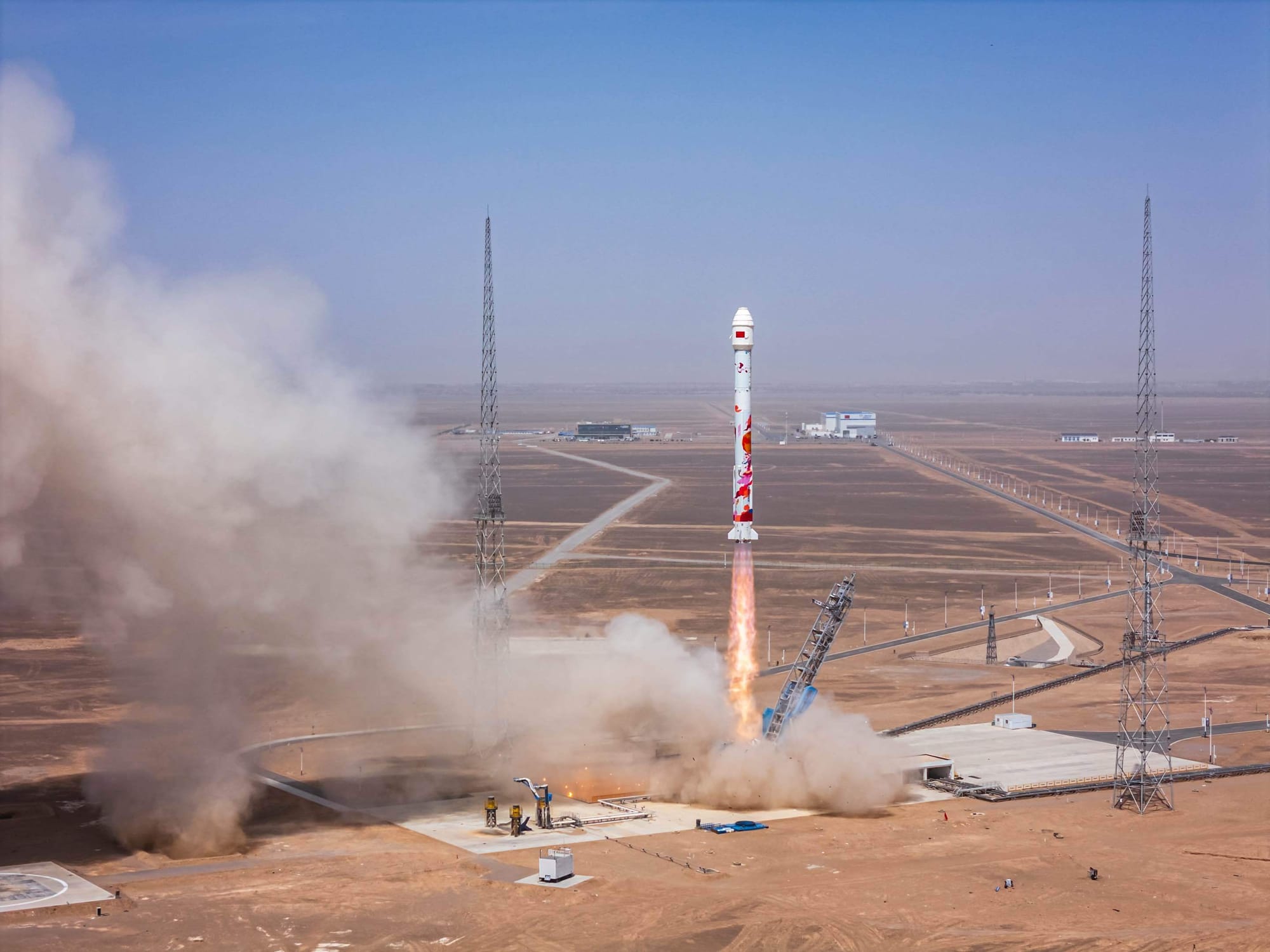 Zhuque-2E lifting off from Launch Area 96A for its second flight.