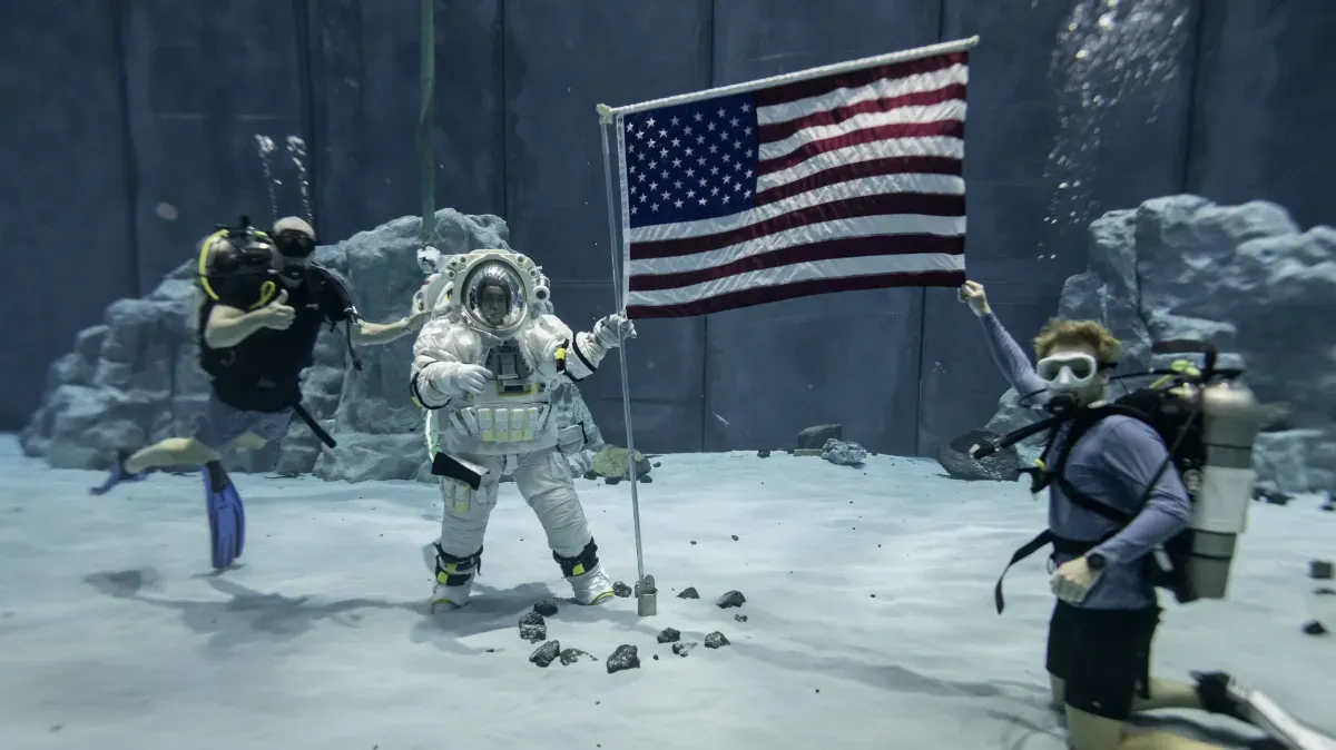 Astronaut Koichi Wakata in Axiom's AxEMU spacesuit in NASA’s Neutral Buoyancy Laboratory. ©NASA/Axiom Space