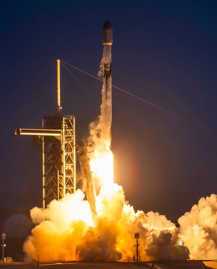 Falcon 9 lifting off from Launch Complex 39A for the Starlink Group 6-92 mission. ©SpaceX