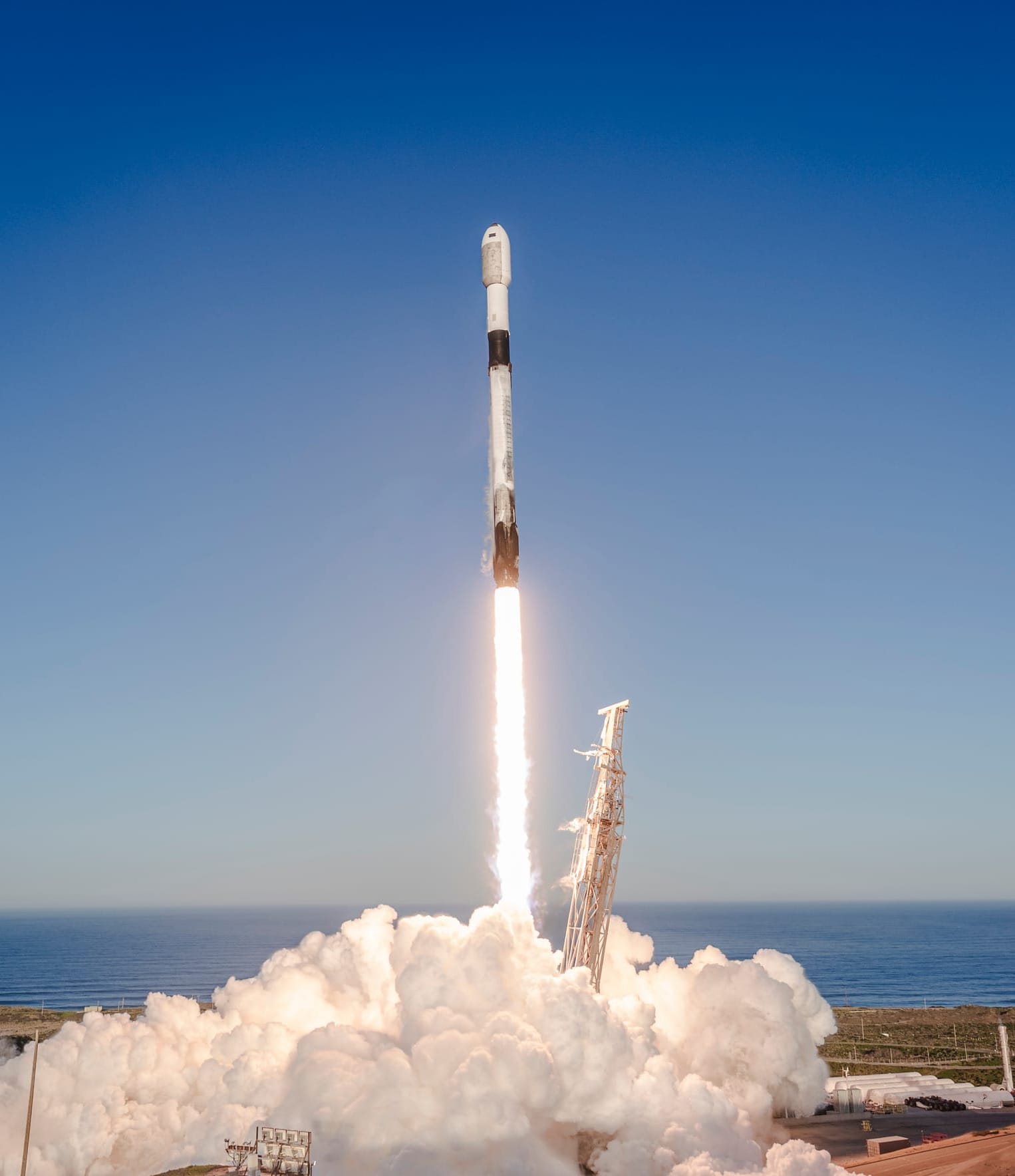 Falcon 9 lifting off from Space Launch Complex 4E for the Starlink Group 17-32 mission on February 2nd. ©SpaceX