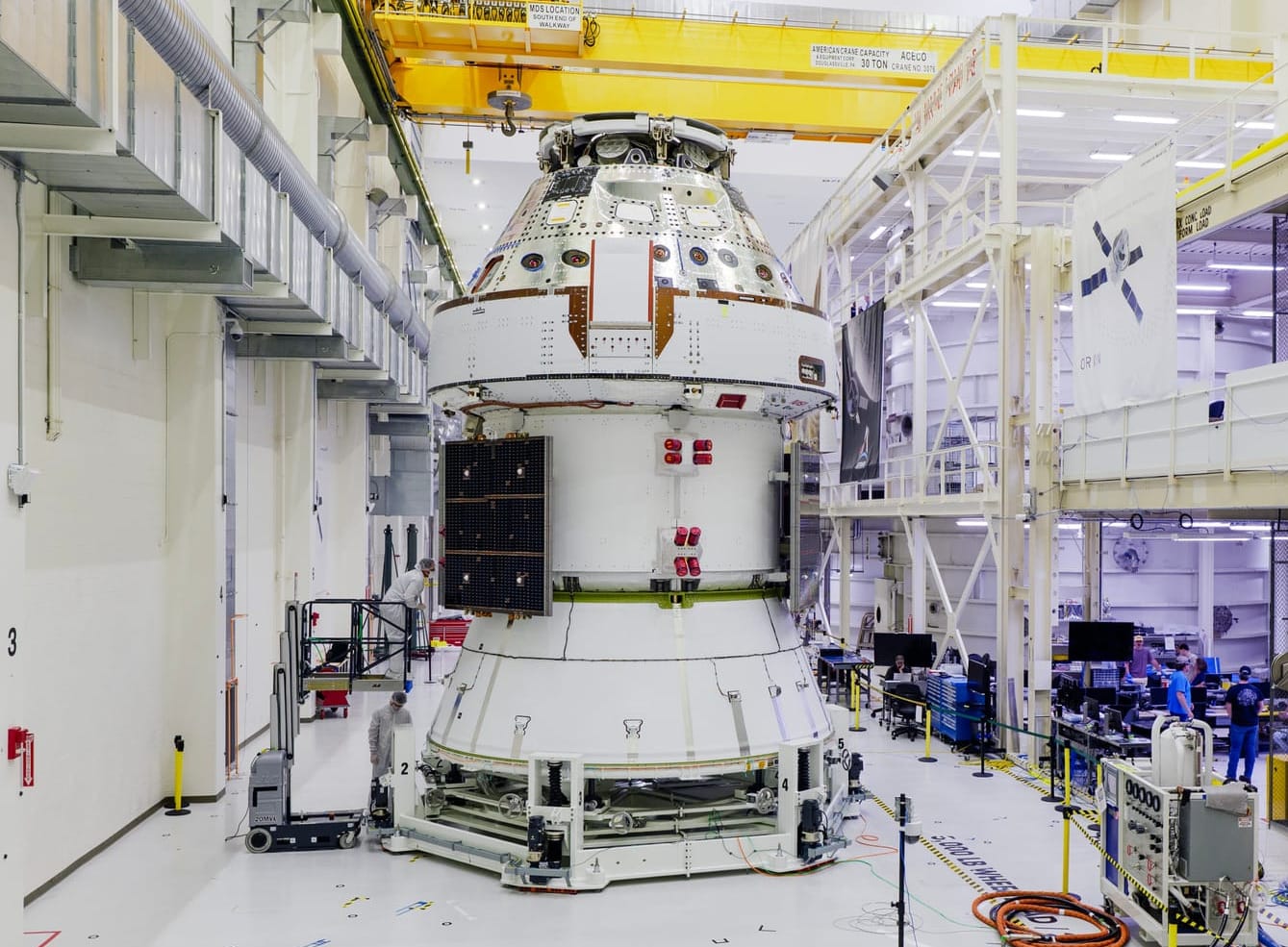 Artemis II's Orion spacecraft during pre-mission solar panel installation at the Kennedy Space Center back in June 2023. ©NASA