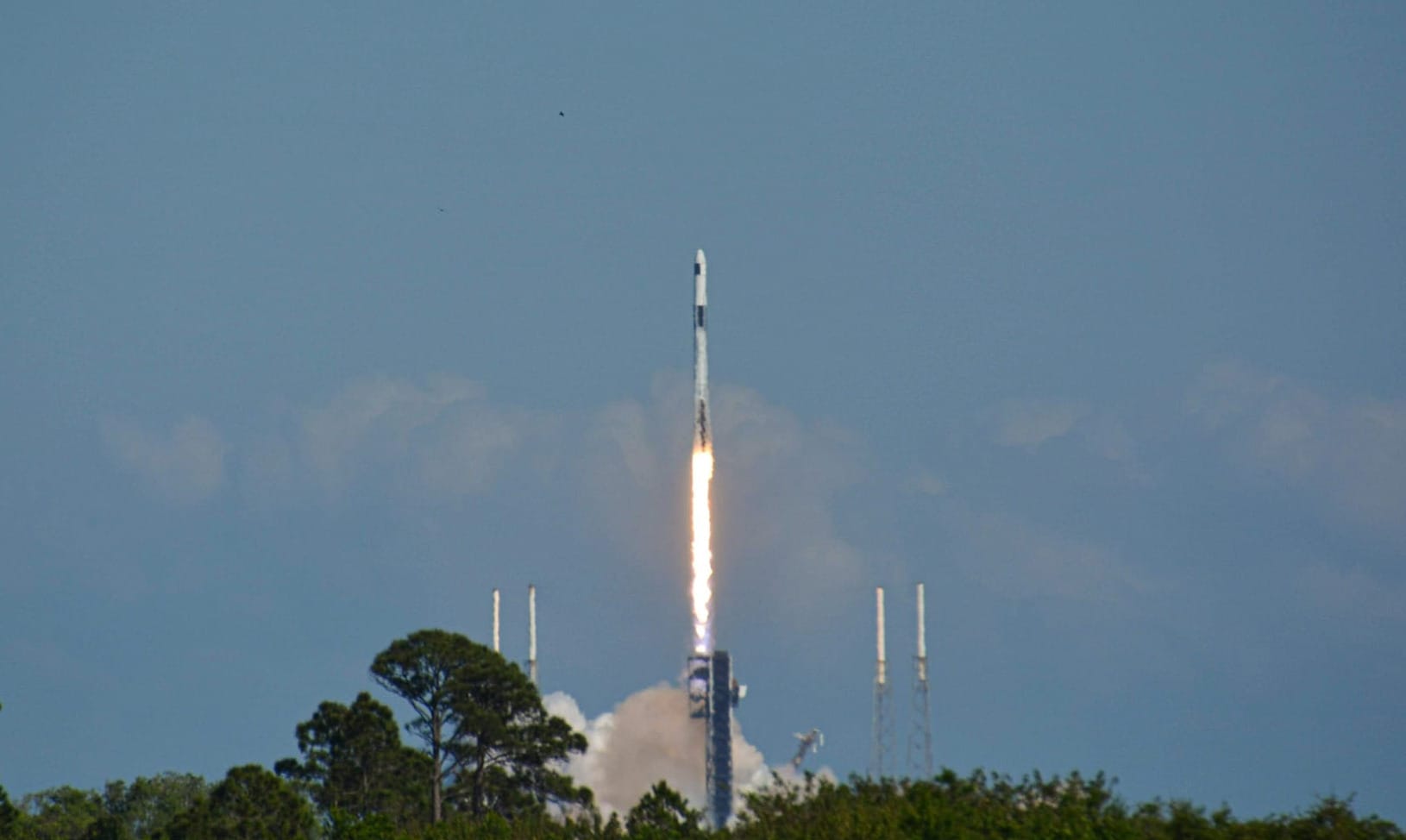 SpaceX launches its 30th cargo resupply mission