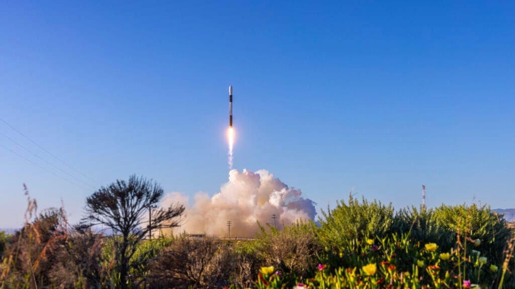 Firefly's Alpha Rocket Reaches Orbit for First Time Since 2024