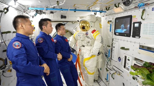 China plans to conduct a Moon mission and crew rotation in under a week?